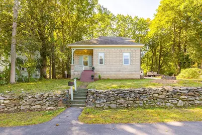 14 Bates Rd, Gardner, MA 01440 - Photo 1