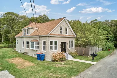 70 Hathaway St, Fairhaven, MA 02719 - Photo 1