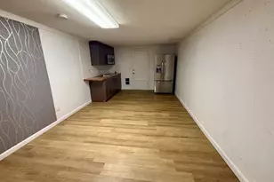 176 Court St, Plymouth, MA 02360 - Photo 1