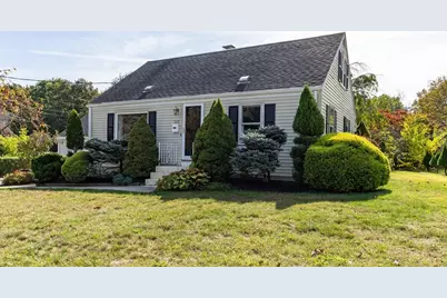 123 Conant St, Danvers, MA 01923 - Photo 1