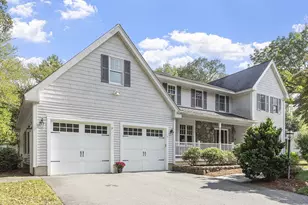 6 Green Valley Dr, Chelmsford, MA 01824 - Photo 1