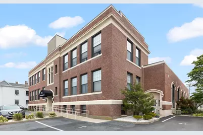 15 Ocean Drive #105, Winthrop, MA 02152 - Photo 1