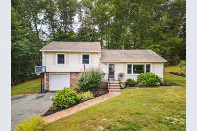 4 Oakhurst Ave, Ipswich, MA 01938 - Photo 1