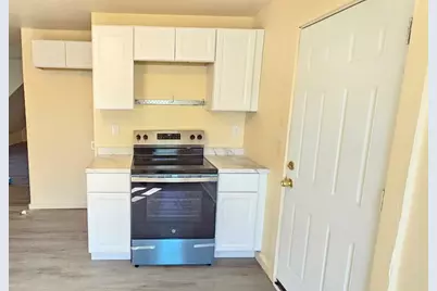 53 Taylor Ave #3, Brockton, MA 02302 - Photo 1