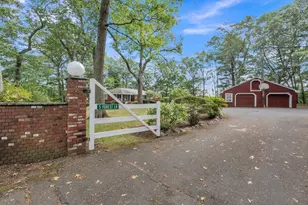 5 Forest Ln, Framingham, MA 01701 - Photo 1