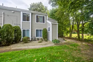 65 Nassau Dr, Springfield, MA 01129 - Photo 1