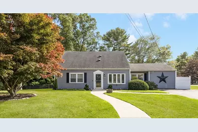 434 Gulf Rd W, Dartmouth, MA 02748 - Photo 1