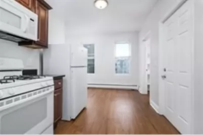 196-198 Main St #3L, Everett, MA 02149 - Photo 1