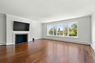 270 Beacon St, Boston, MA 02116 - Photo 1