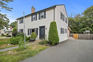 26 Vista Dr, Danvers, MA 01923 - Photo 1