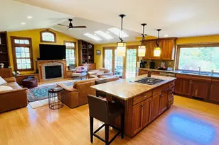 537 Lowell St, Lynnfield, MA 01940 - Photo 1