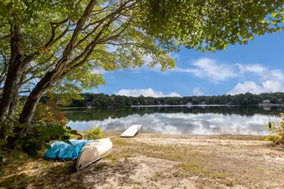 32 Lake View Blvd, Plymouth, MA 02360 - Photo 1