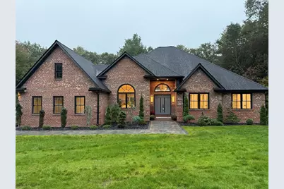 70 Colonial Dr, Shrewsbury, MA 01545 - Photo 1