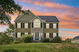 7 Dadak Dr, Dracut, MA 01826 - Photo 1