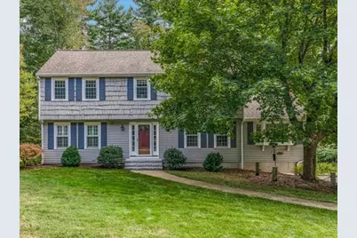 9 Lakewood Dr, Medfield, MA 02052 - Photo 1