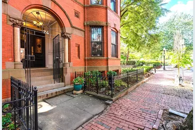 26 Wellington St #3, Boston, MA 02118 - Photo 1