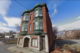 635 Middlesex St, Lowell, MA 01851 - Photo 1