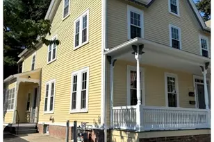 3 Oxford Pl, Worcester, MA 01609 - Photo 1