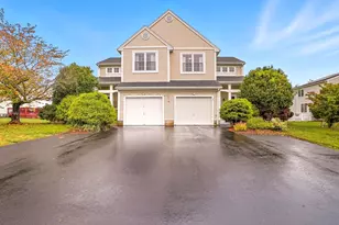 7 Tern Dr, Shrewsbury, MA 01545 - Photo 1