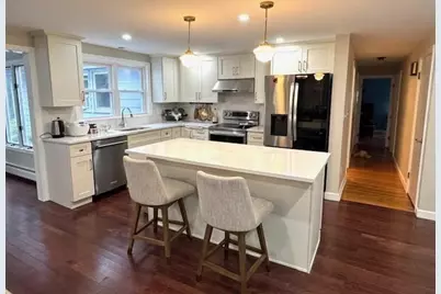 31 Hayden Ln, Bedford, MA 01730 - Photo 1