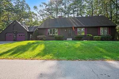 28 Beacon Street, Amesbury, MA 01913 - Photo 1