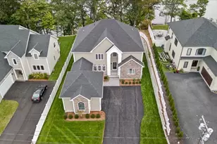 241 Lake Ave, Worcester, MA 01604 - Photo 1