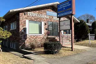 862 Ashley Blvd, New Bedford, MA 02745 - Photo 1