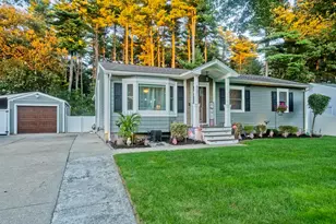 217 Hanson Dr, Springfield, MA 01128 - Photo 1