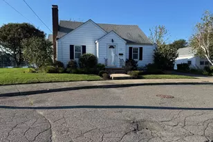 12 Pond View Rd, Lynn, MA 01904 - Photo 1