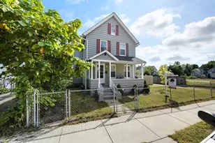 307 Oakland St, Springfield, MA 01108 - Photo 1