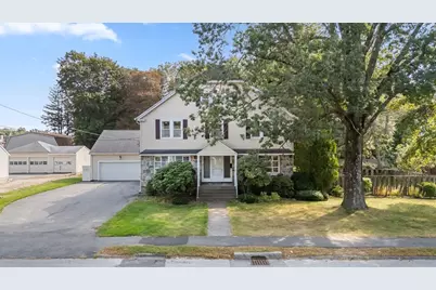 31 Oak St, Shrewsbury, MA 01545 - Photo 1