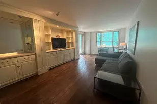 10 Rogers St, Cambridge, MA 02142 - Photo 1