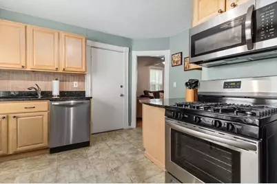 84 Willow St #2, Cambridge, MA 02141 - Photo 1