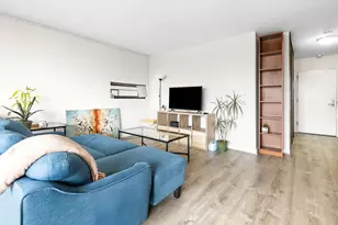 566 Commonwealth, Boston, MA 02215 - Photo 1