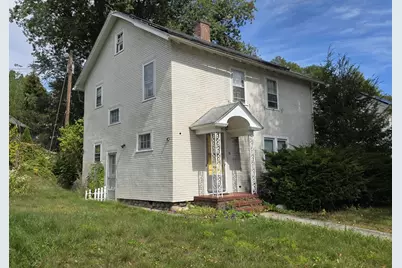 33 Carlisle St, Worcester, MA 01602 - Photo 1