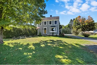 427 Main Rd, Granville, MA 01034 - Photo 1