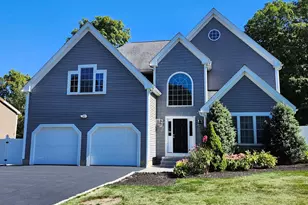 20 Woodridge Rd, Millbury, MA 01527 - Photo 1