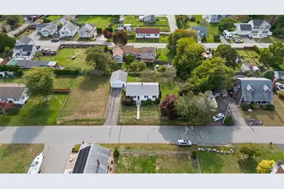 174 Rogers St, Dartmouth, MA 02748 - Photo 1