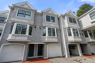 794 E 7th St, Boston, MA 02127 - Photo 1