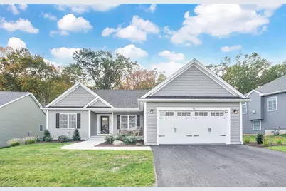 92 Sandalwood Dr #92, Wilbraham, MA 01095 - Photo 1