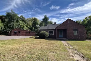 351 N Elm St, Westfield, MA 01085 - Photo 1