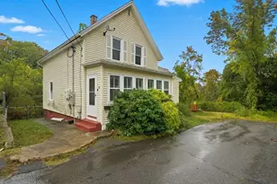 28 Ford St, Gardner, MA 01440 - Photo 1