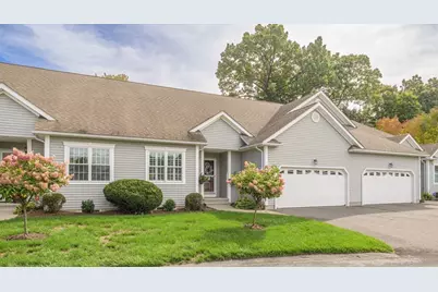 81 Oakhill Cir #81, Chicopee, MA 01020 - Photo 1