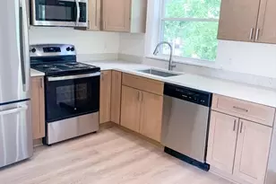 43 Bates, Northampton, MA 01060 - Photo 1