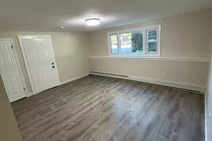 31 Joyce St, Webster, MA 01570 - Photo 1