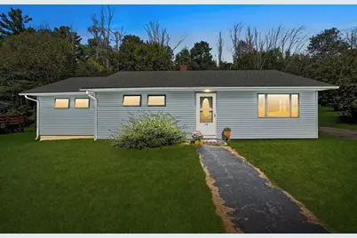 10 Sunset Ln, Spencer, MA 01562 - Photo 1