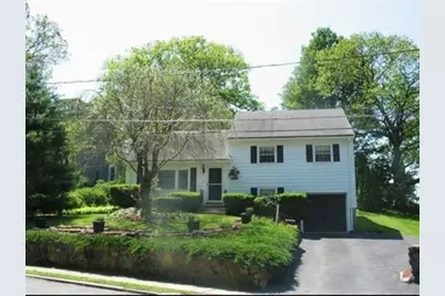 72 Fellsview Rd #72, Stoneham, MA 02180 - Photo 1