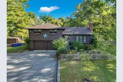 86 Pine St, Rochester, MA 02770 - Photo 1