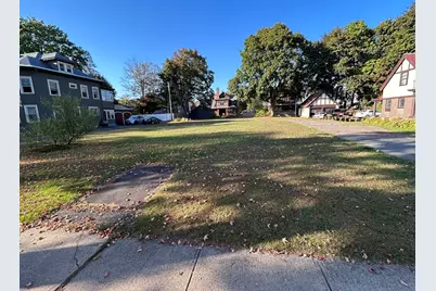 68 Fairfield Ave., Holyoke, MA 01040 - Photo 1