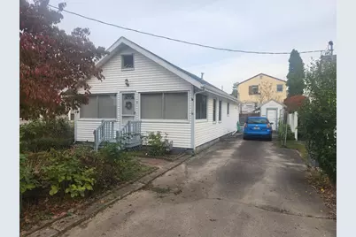 9 Quasuet Ave, Wareham, MA 02571 - Photo 1